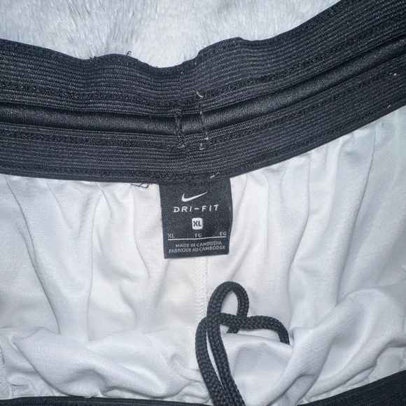 White Nike Basketball Shorts - Picture 3 of 3